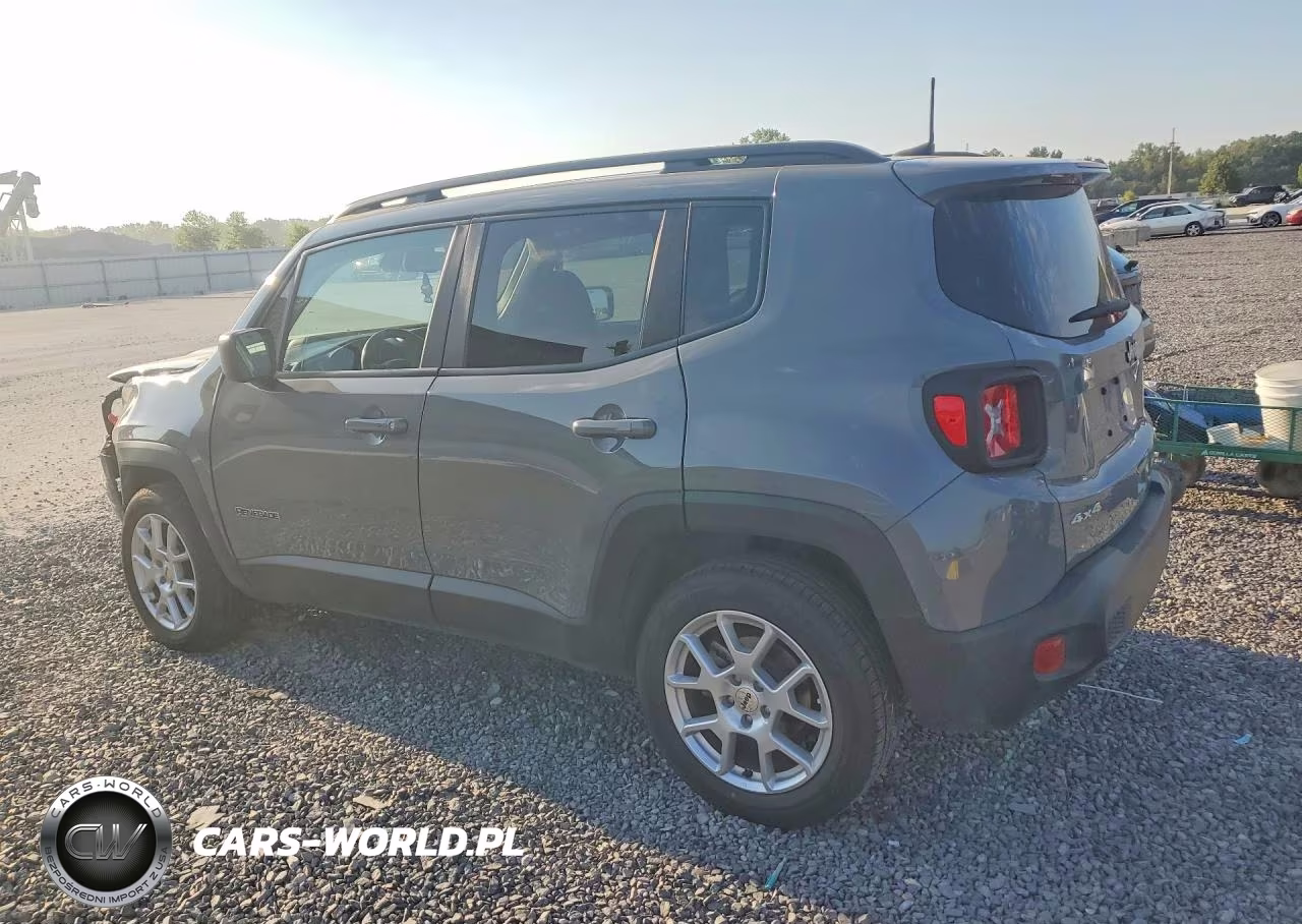 2022 Jeep Renegade Latitude VIN:ZACNJDB14NPN54530 - 2