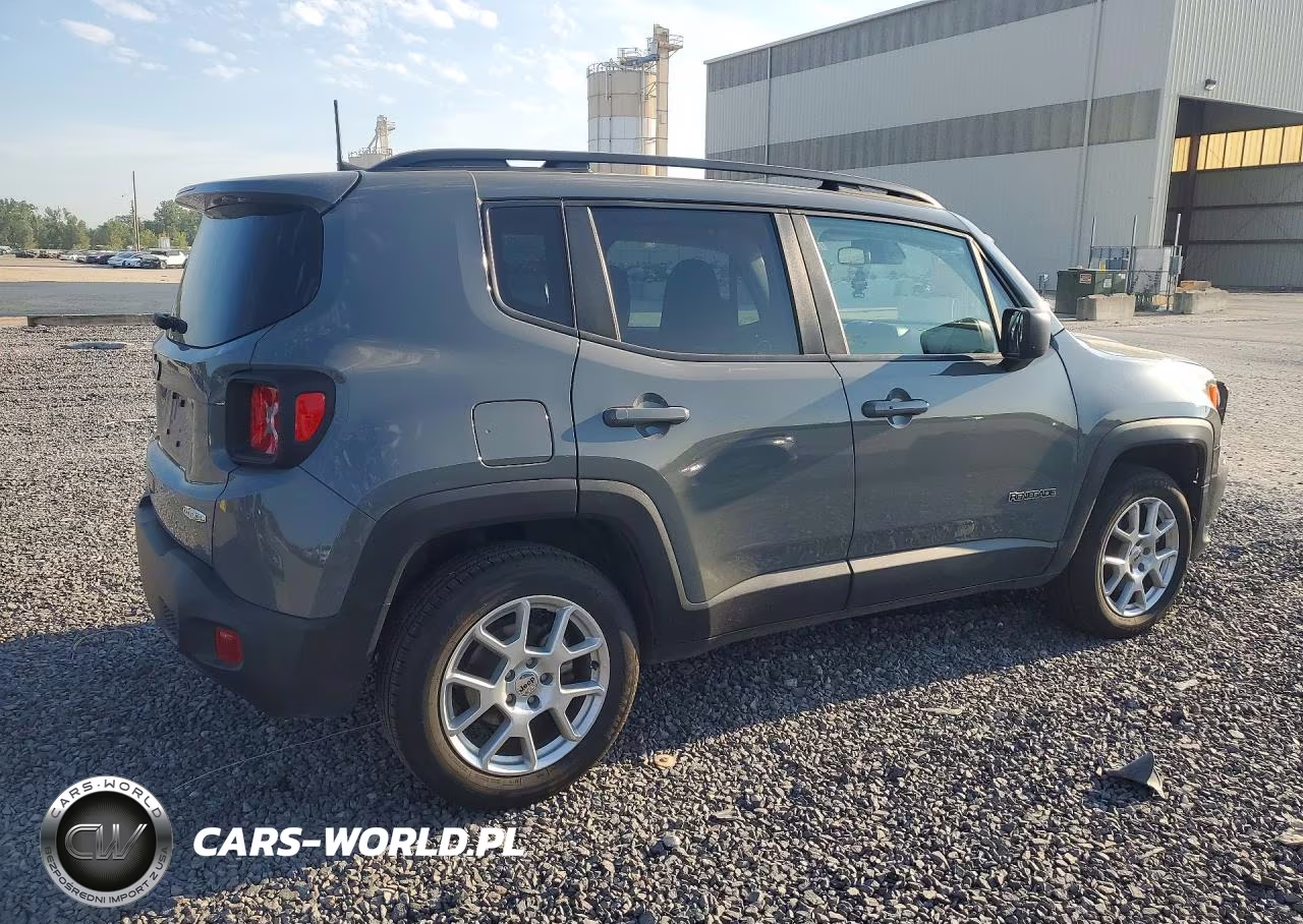 2022 Jeep Renegade Latitude VIN:ZACNJDB14NPN54530 - 3