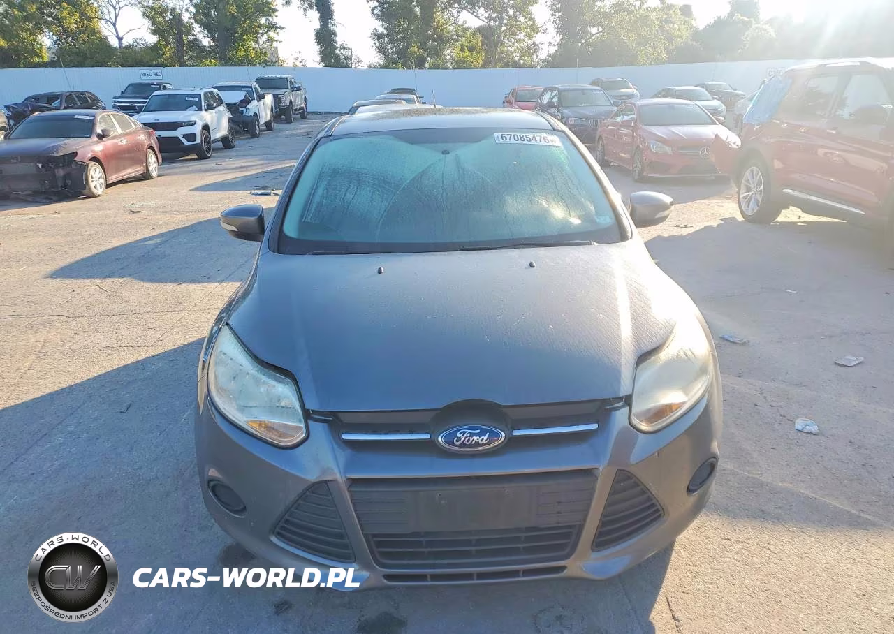 2014 Ford Focus Se VIN:1FADP3F23EL121964 - 5