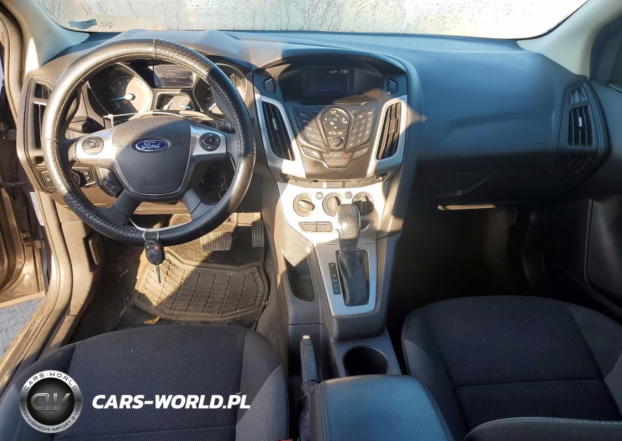 2014 Ford Focus Se VIN:1FADP3F23EL121964 - 8