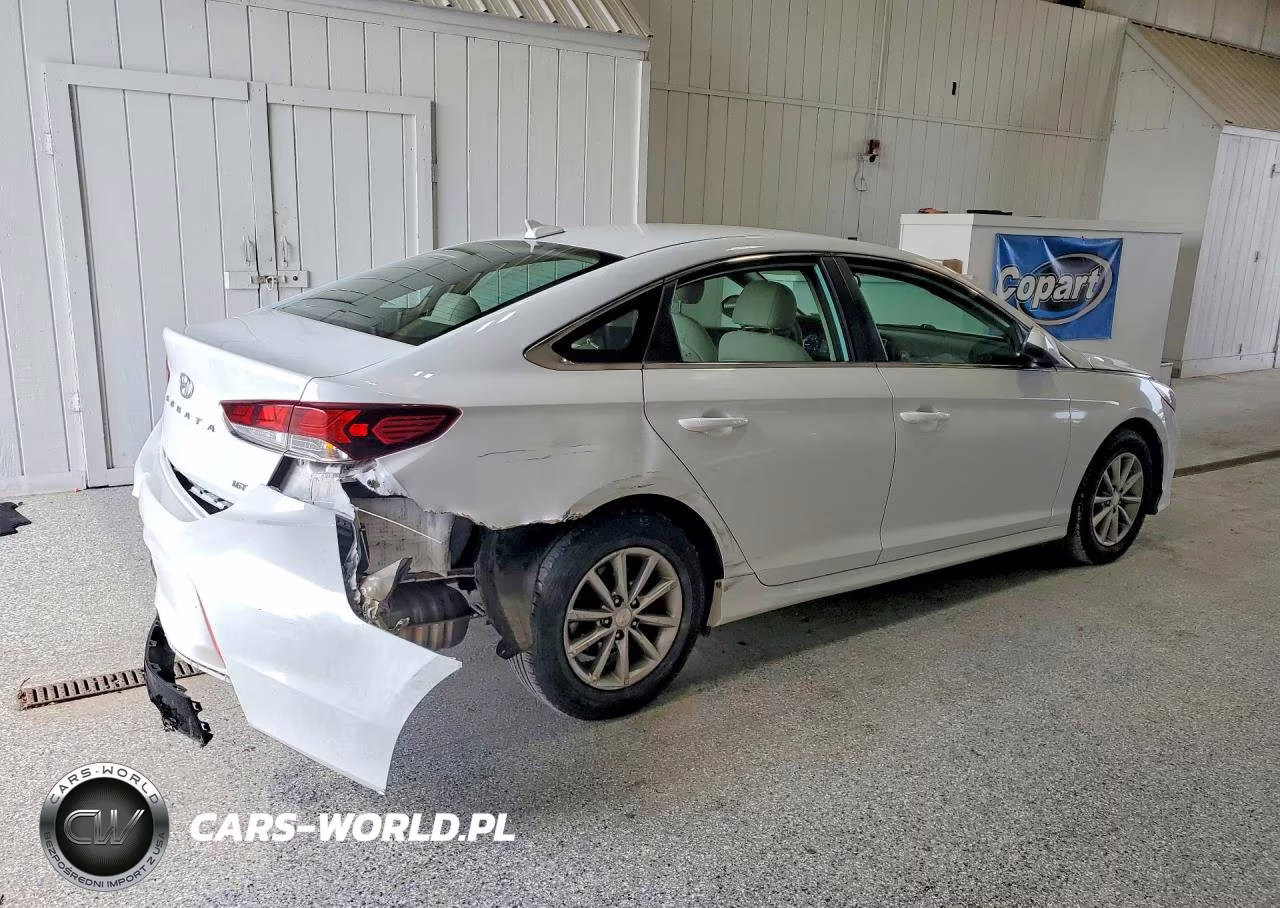 2018 Hyundai Sonata Eco VIN:5NPE24AA4JH673733 - 3