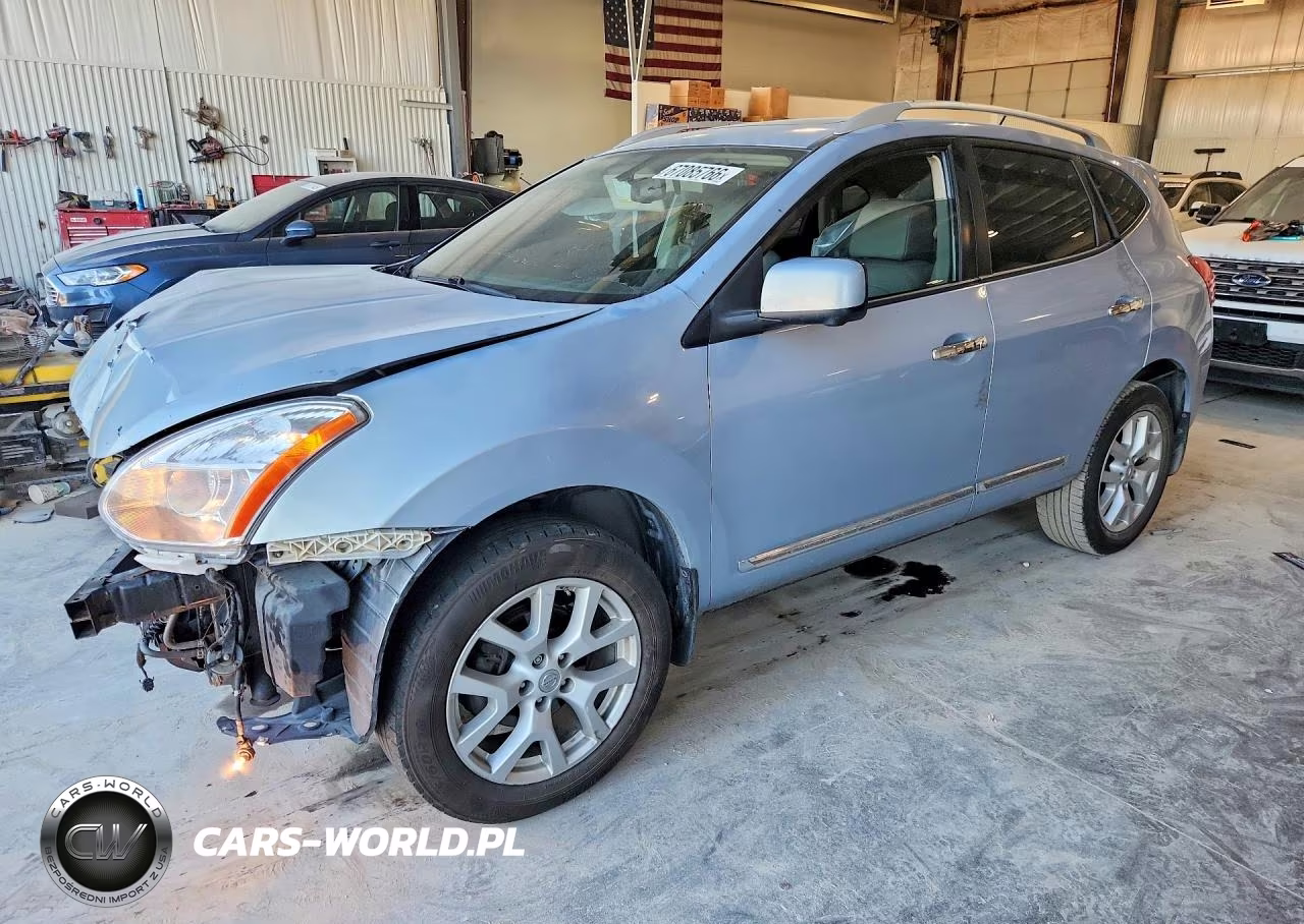 2013 Nissan Rogue S
