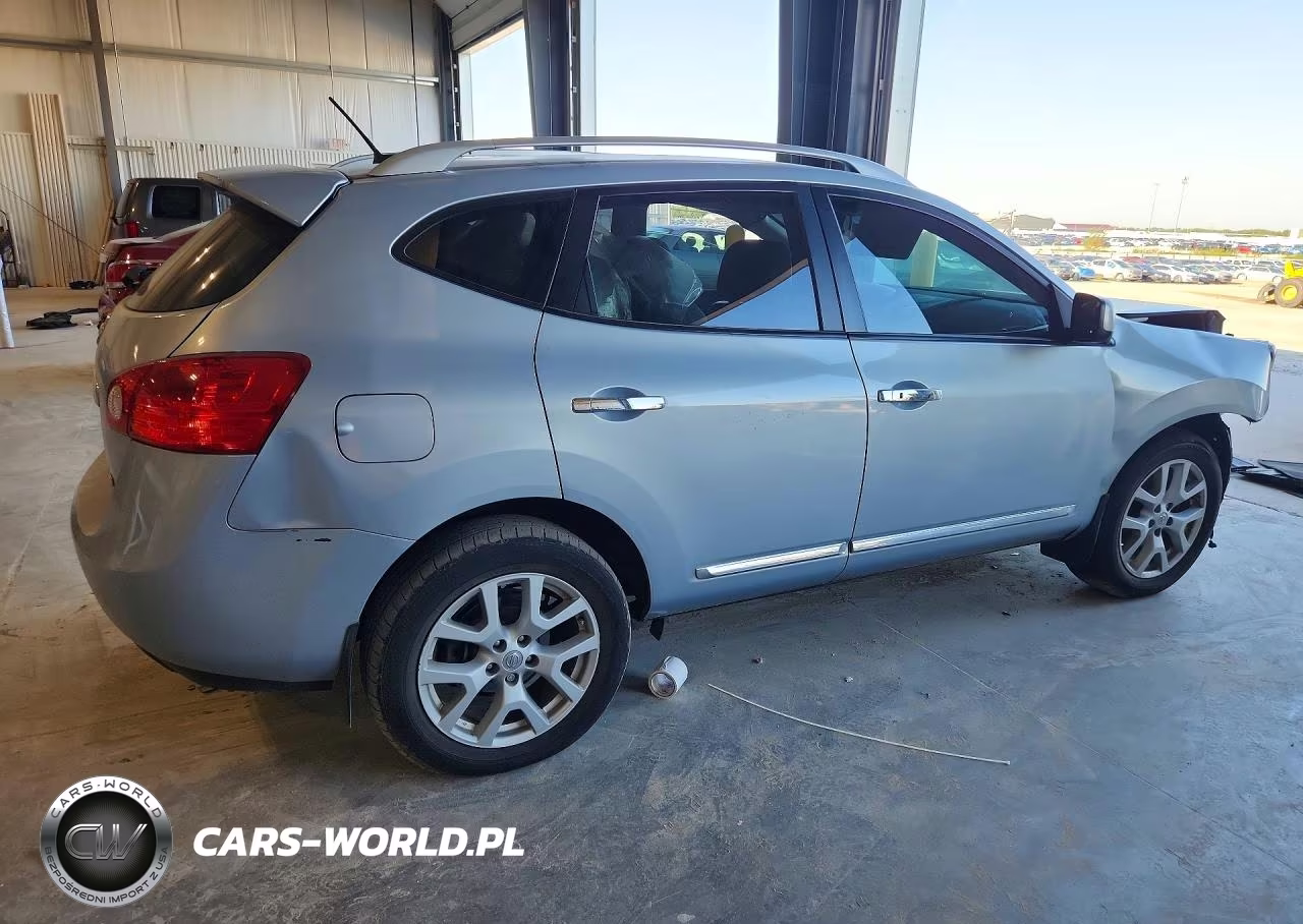 2013 Nissan Rogue S VIN:JN8AS5MVXDW139545 - 3