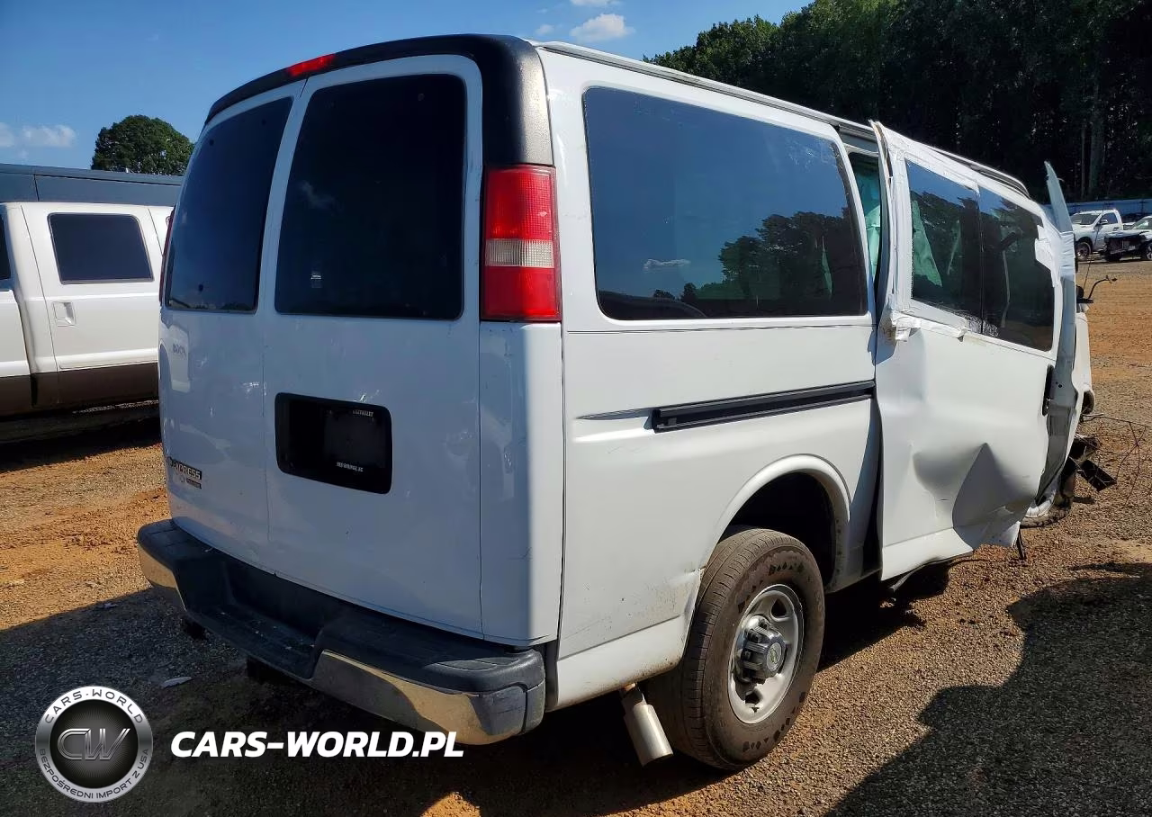 2016 Chevrolet Express G3500 Lt VIN:1GAZGMFG8G1163037 - 3