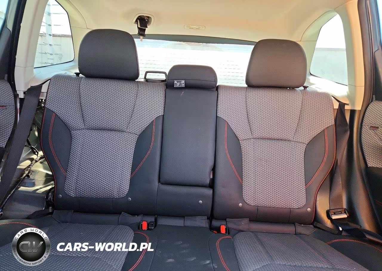 2019 Subaru Forester Sport VIN:JF2SKAPC1KH589820 - 10