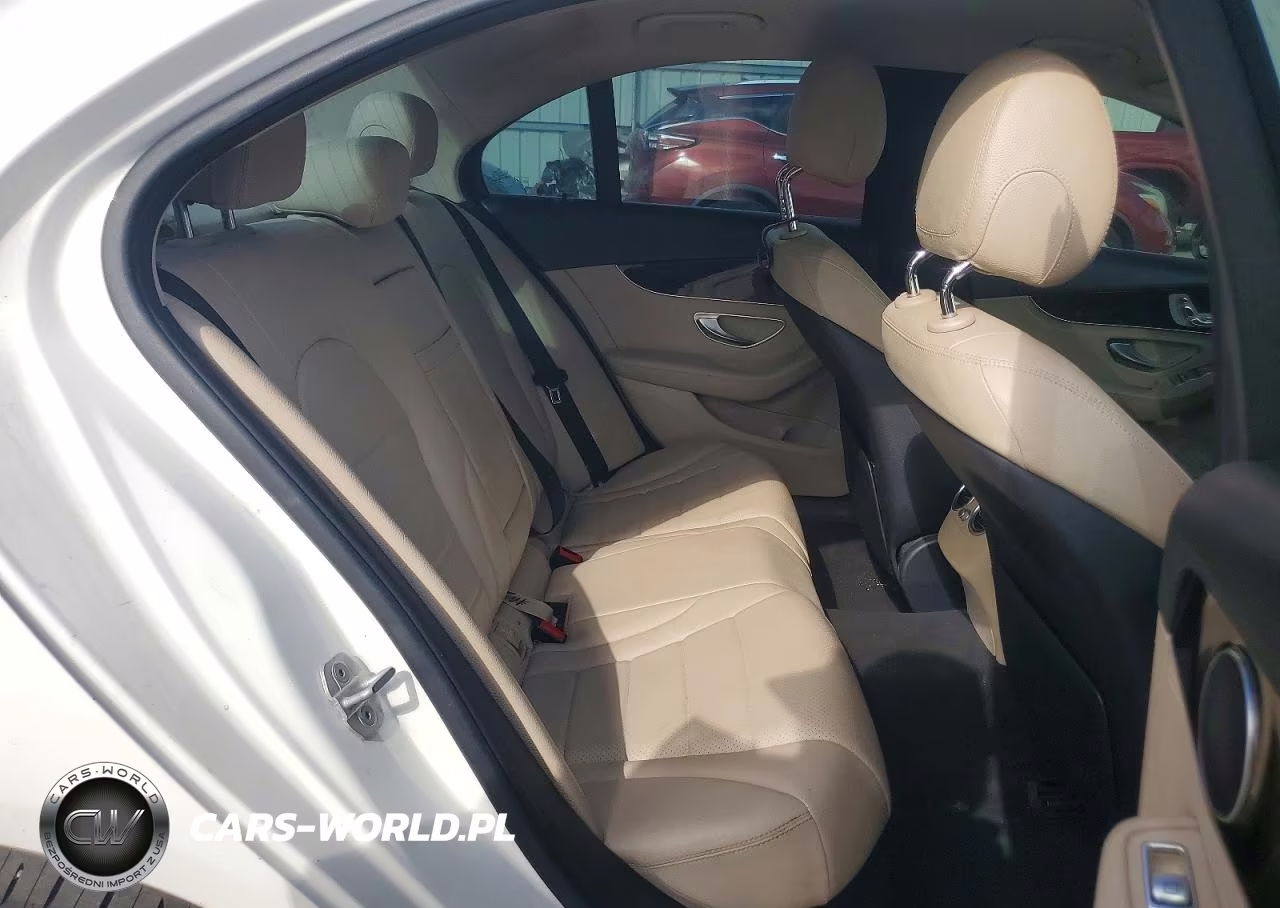 2015 Mercedes-Benz C 300 4Matic VIN:55SWF4KB2FU077153 - 10
