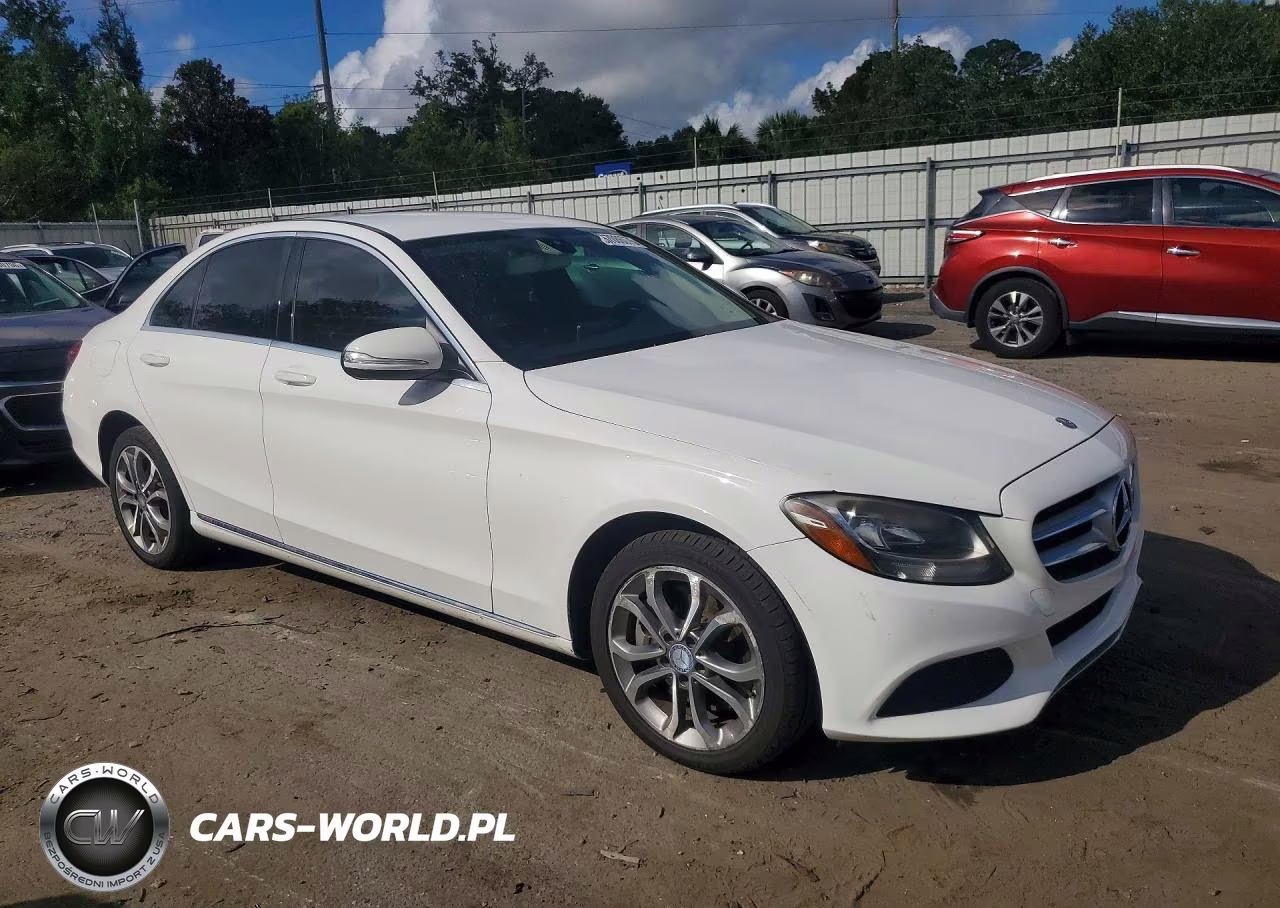 2015 Mercedes-Benz C 300 4Matic VIN:55SWF4KB2FU077153 - 4