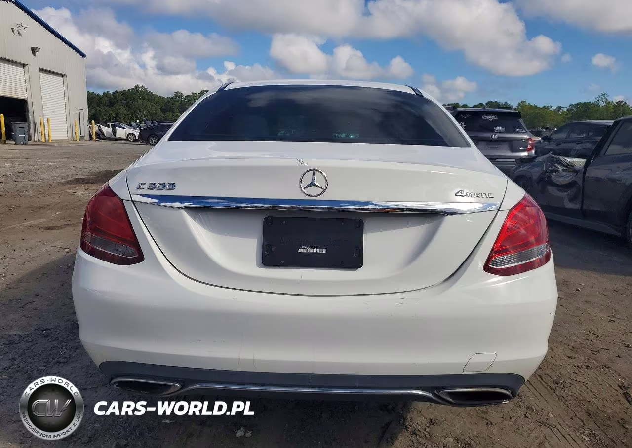 2015 Mercedes-Benz C 300 4Matic VIN:55SWF4KB2FU077153 - 6