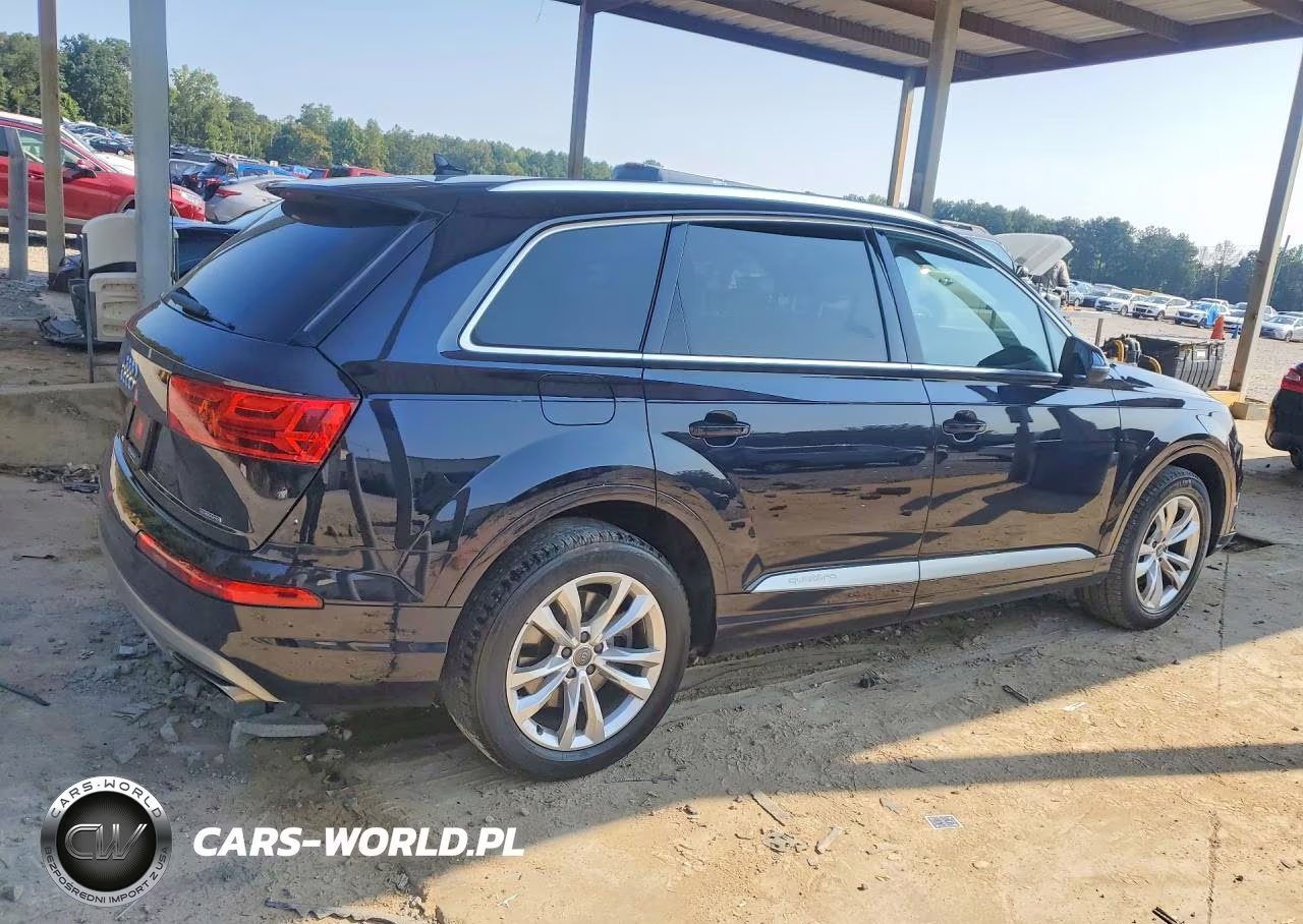2017 Audi Q7 Premium VIN:WA1AHAF79HD039093 - 3