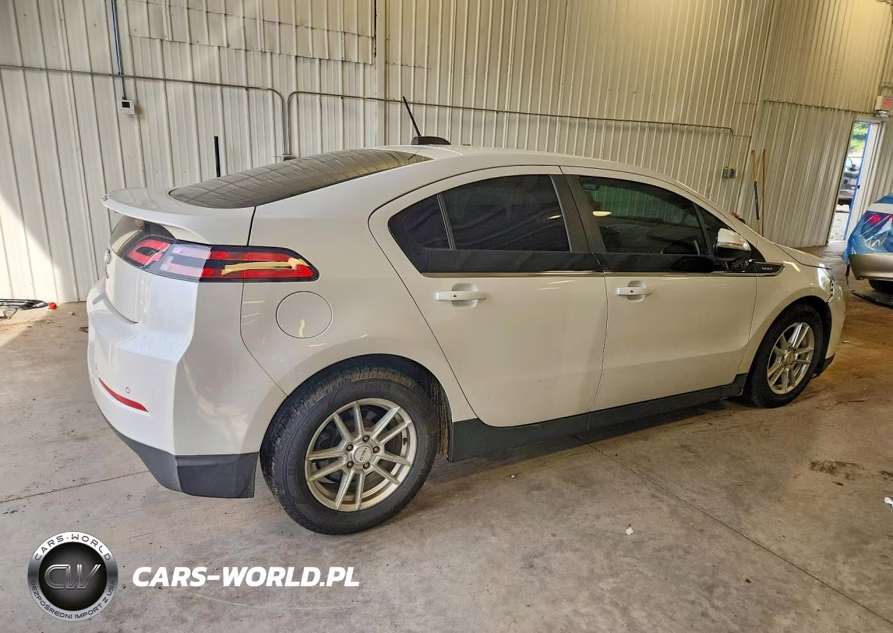 2015 Chevrolet Volt VIN:1G1RD6E45FU142686 - 3