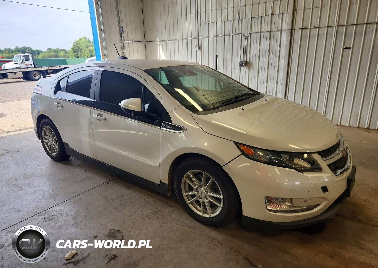 2015 Chevrolet Volt VIN:1G1RD6E45FU142686 - 4