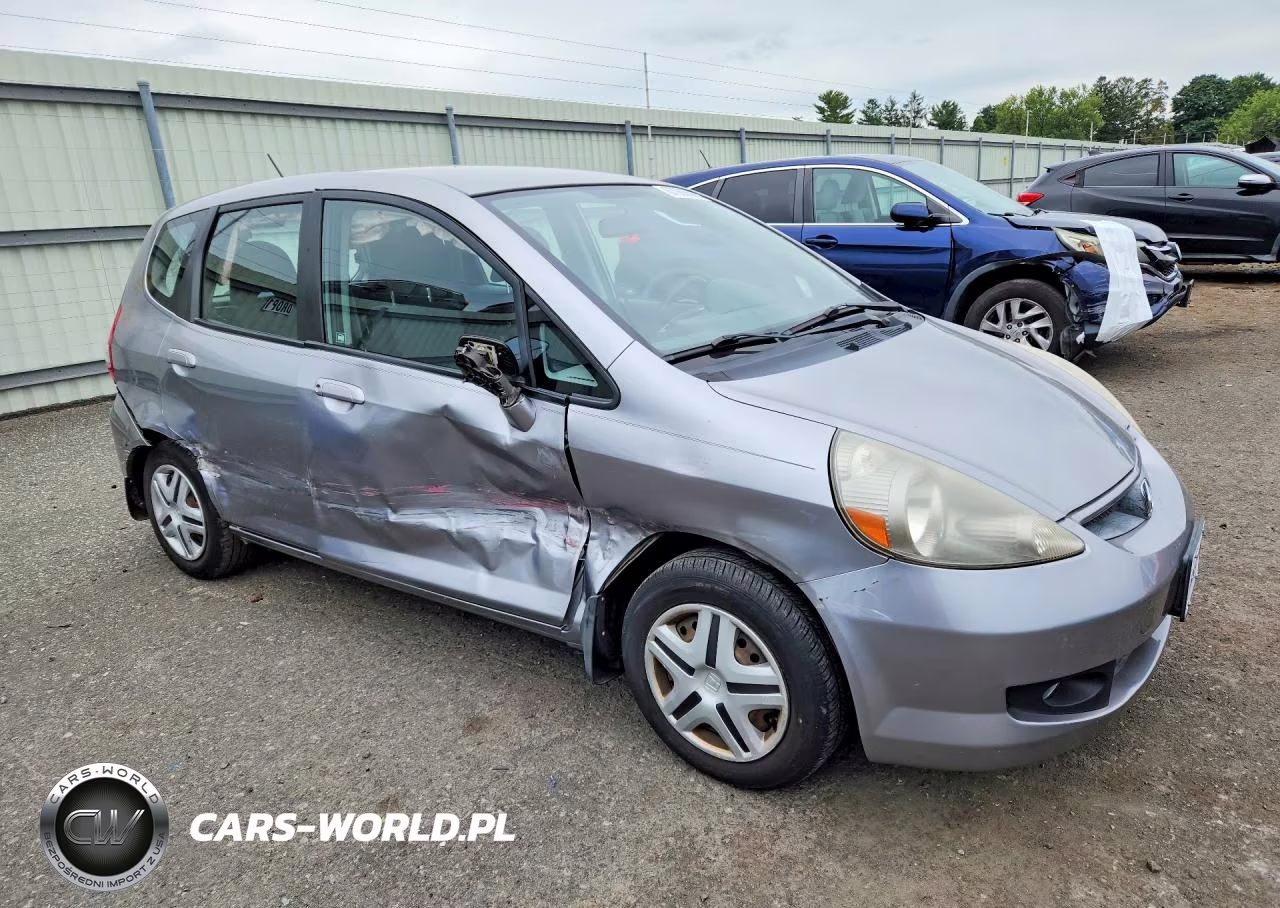 2008 Honda Fit VIN:JHMGD38498S037896 - 4
