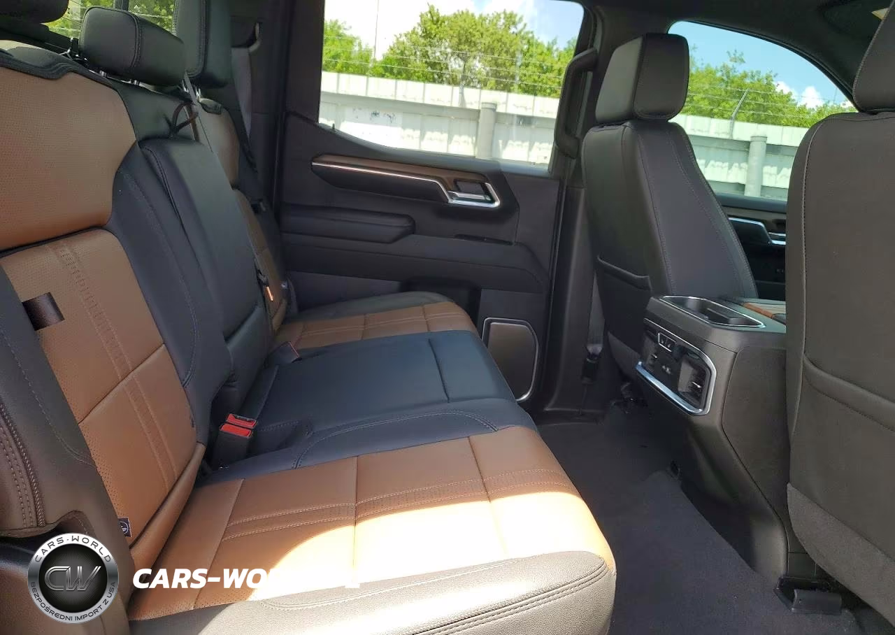 2025 Chevrolet Silverado K1500 High Country VIN:1GCUKJEL0SZ260465 - 10