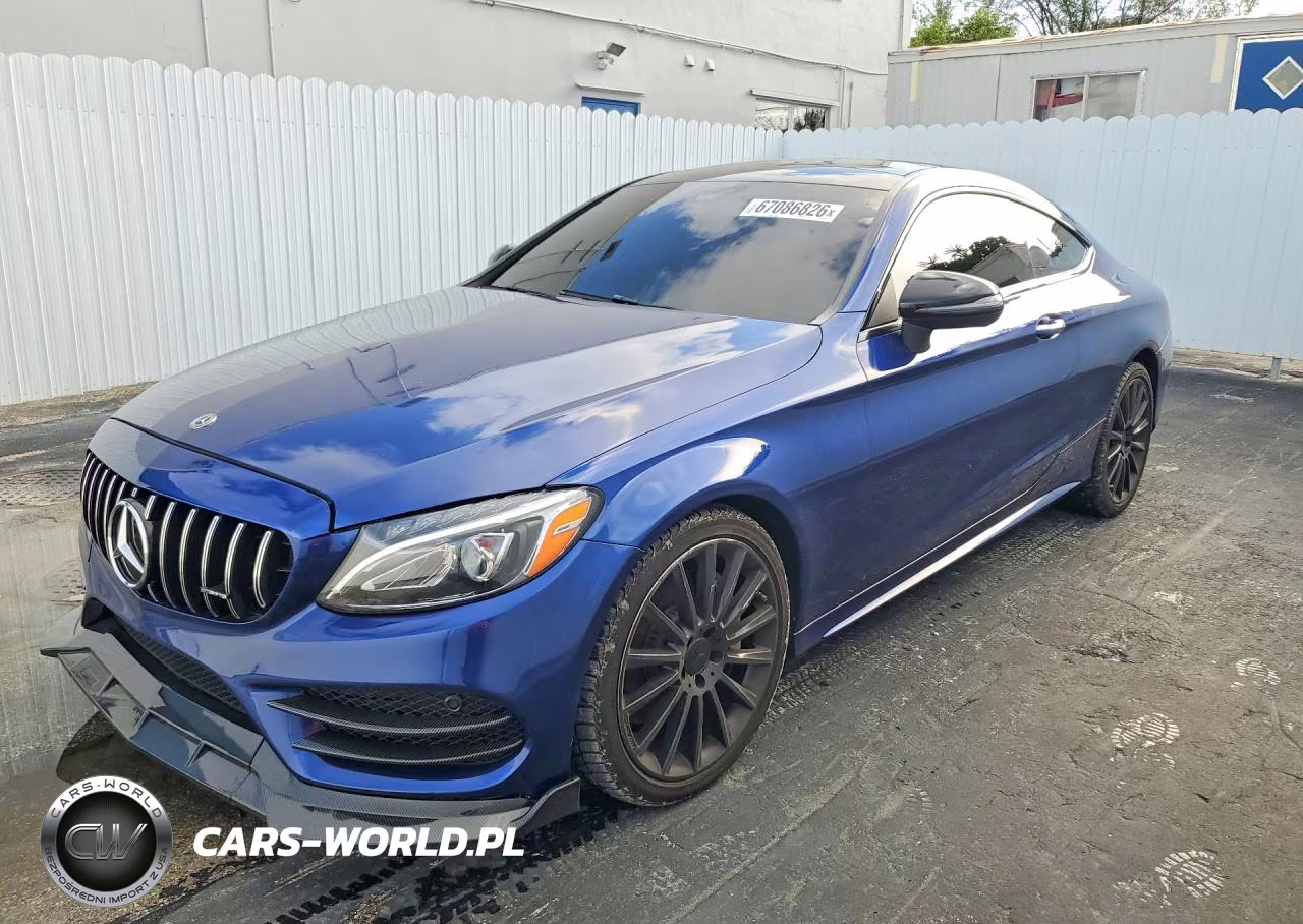 2017 Mercedes-Benz C 300 – zdjęcie 1 z 12
