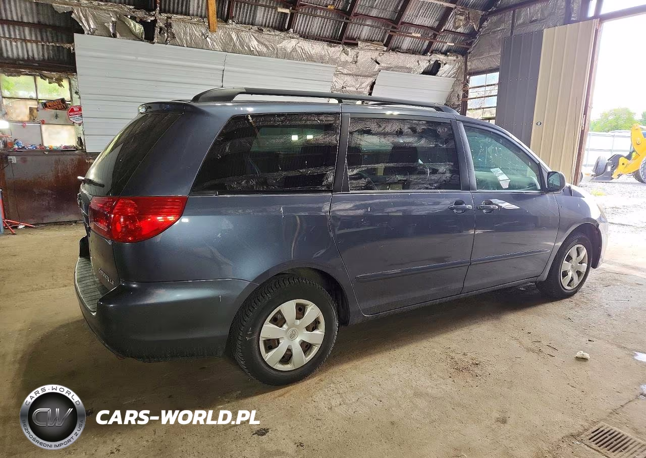 2009 Toyota Sienna Le 7-Passenger VIN:5TDZK23C59S285954 - 3