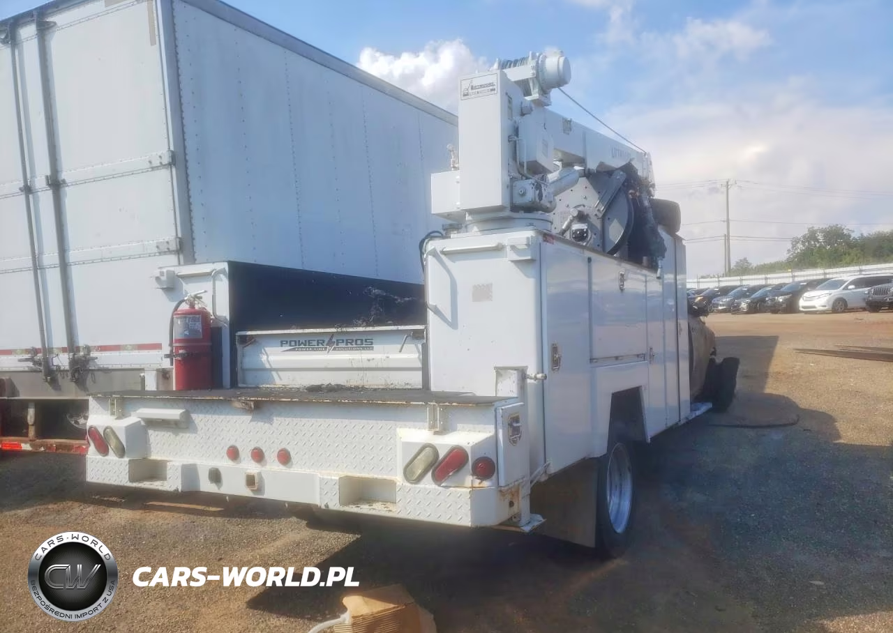2018 Ram 5500 VIN:3C7WRNFL7JG412348 - 3