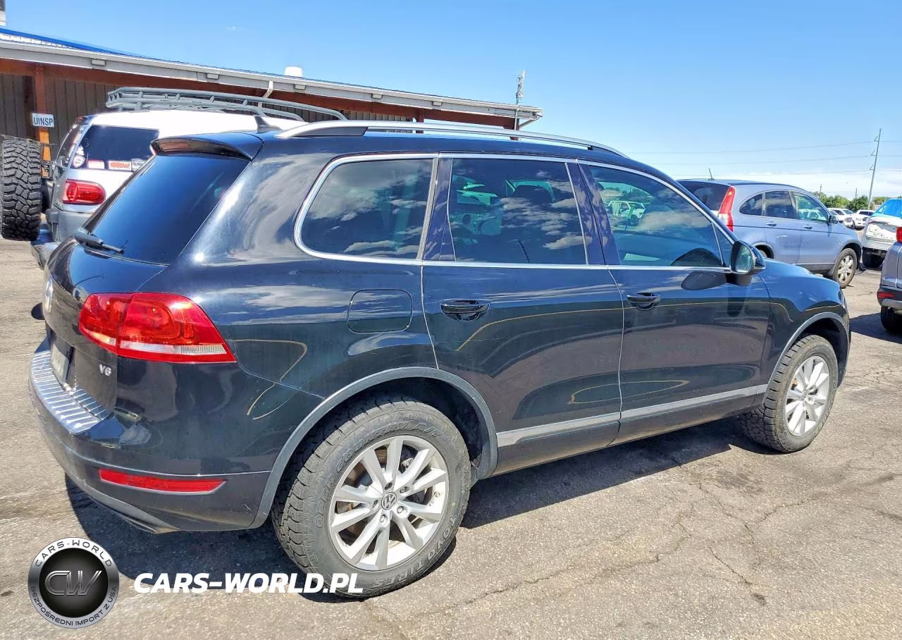 2013 Volkswagen Touareg V6 VIN:WVGEF9BP2DD013345 - 3