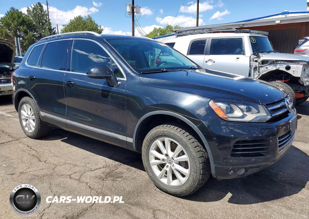 2013 Volkswagen Touareg V6 VIN:WVGEF9BP2DD013345 - 4