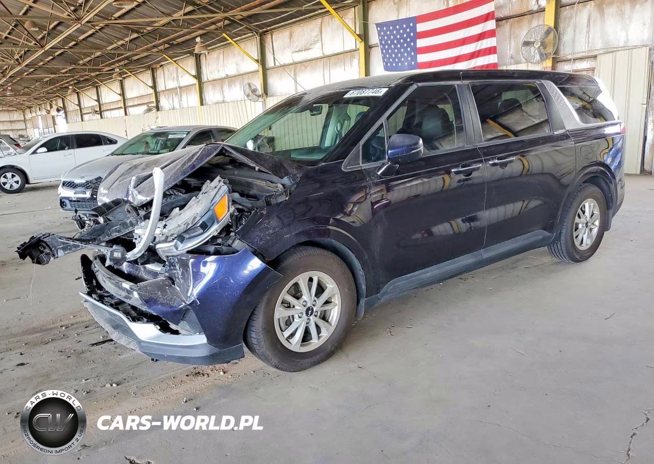 2022 Kia Carnival Lx