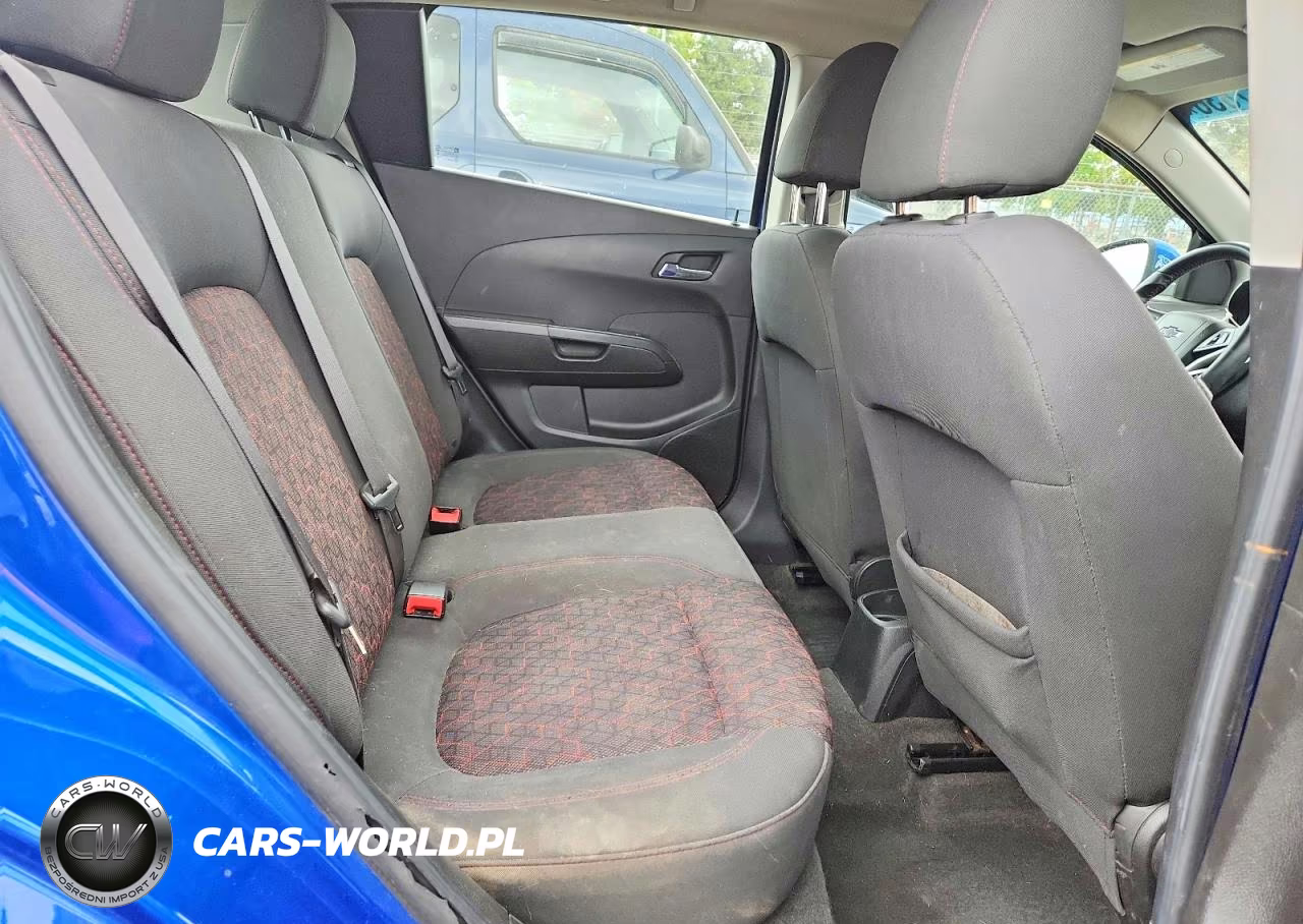2018 Chevrolet Sonic Lt VIN:1G1JD6SB2J4124753 - 10