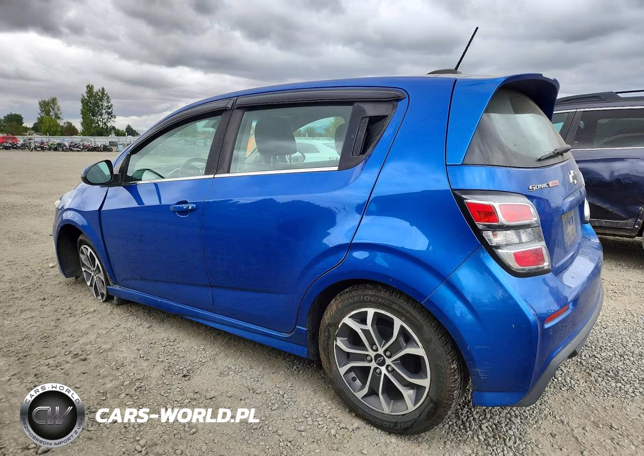 2018 Chevrolet Sonic Lt VIN:1G1JD6SB2J4124753 - 2