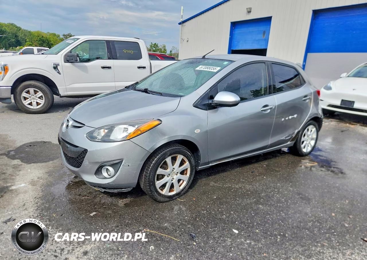 2011 Mazda Mazda 2 – zdjęcie 1 z 12