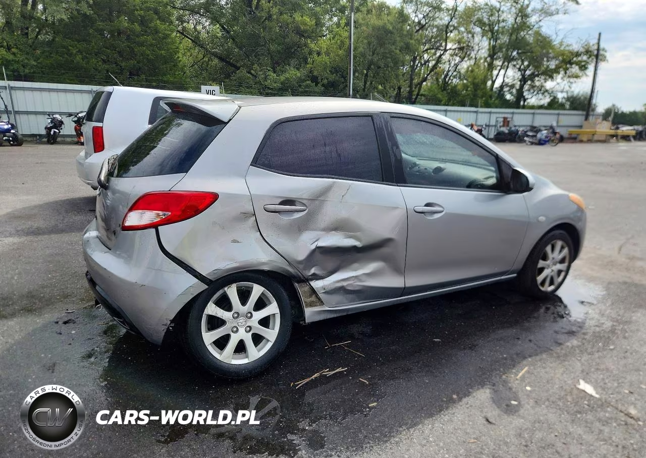 2011 Mazda Mazda 2 VIN:JM1DE1HY5B0102237 - 3