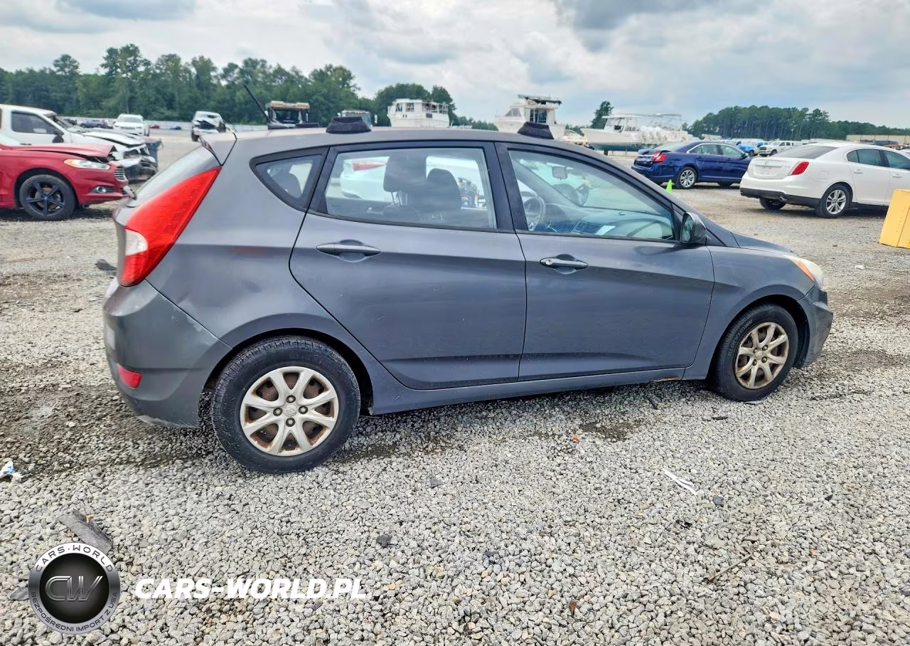 2012 Hyundai Accent Gs VIN:KMHCT5AE5CU044340 - 3