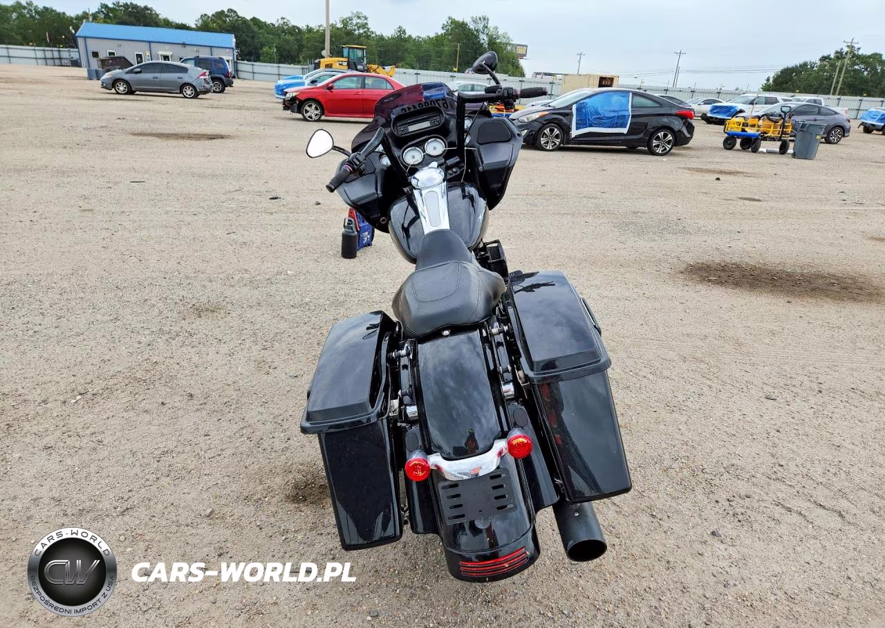 2013 Harley-Davidson Fltrx Road Glide Custom VIN:1HD1KHM19DB695619 - 4