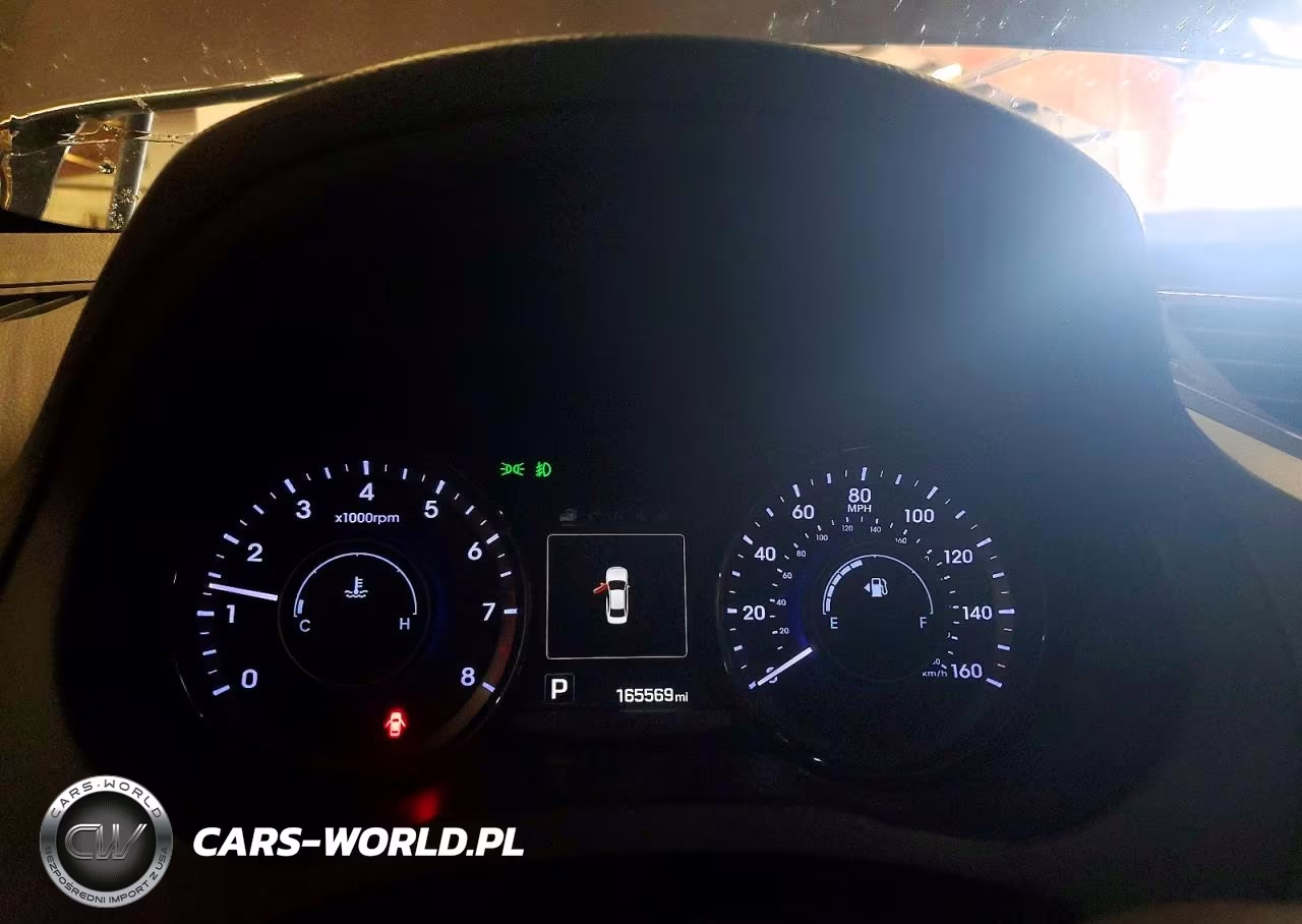 2016 Hyundai Azera Base VIN:KMHFG4JG4GA518640 - 9