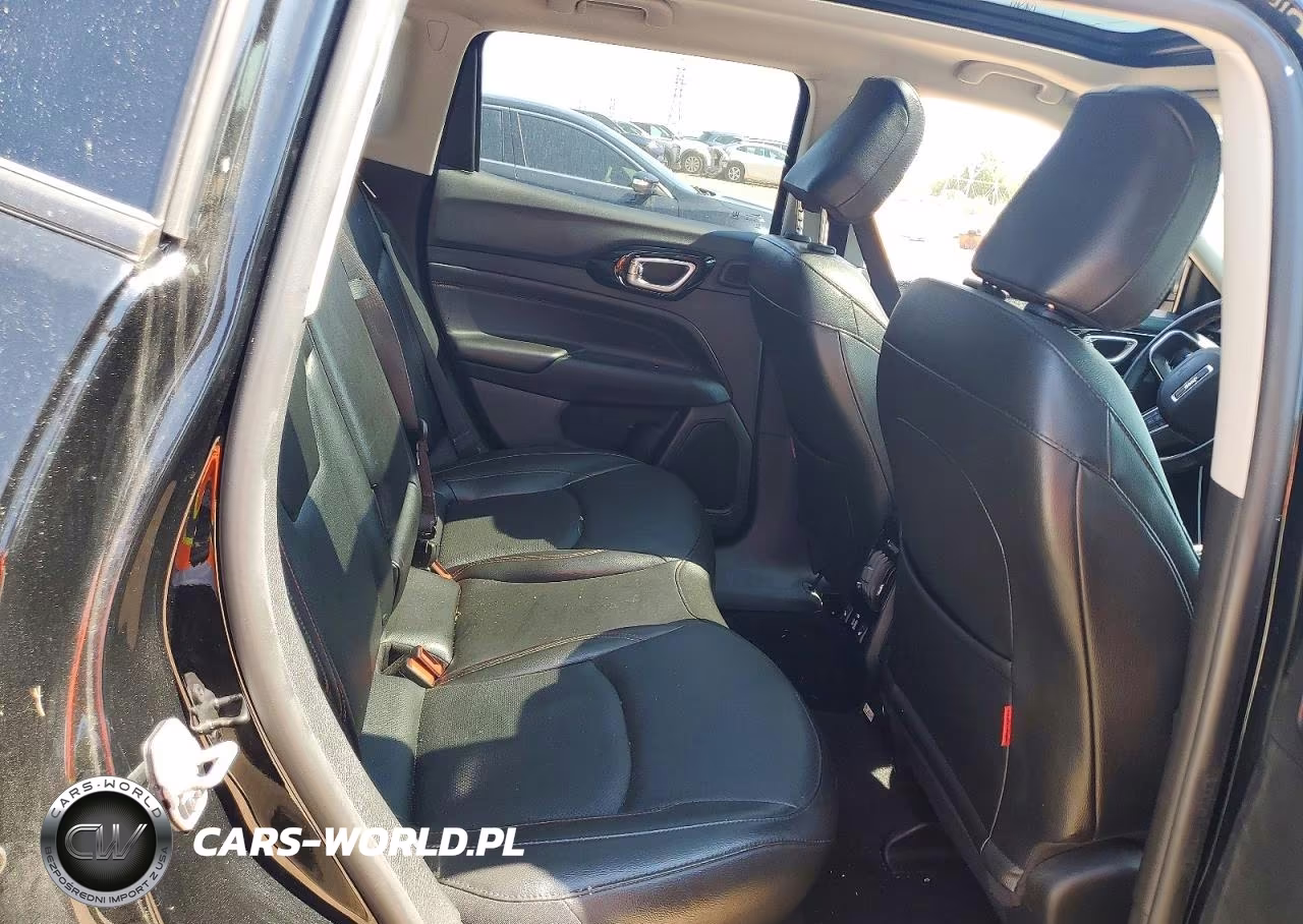 2022 Jeep Compass Trailhawk VIN:3C4NJDDB4NT143758 - 11