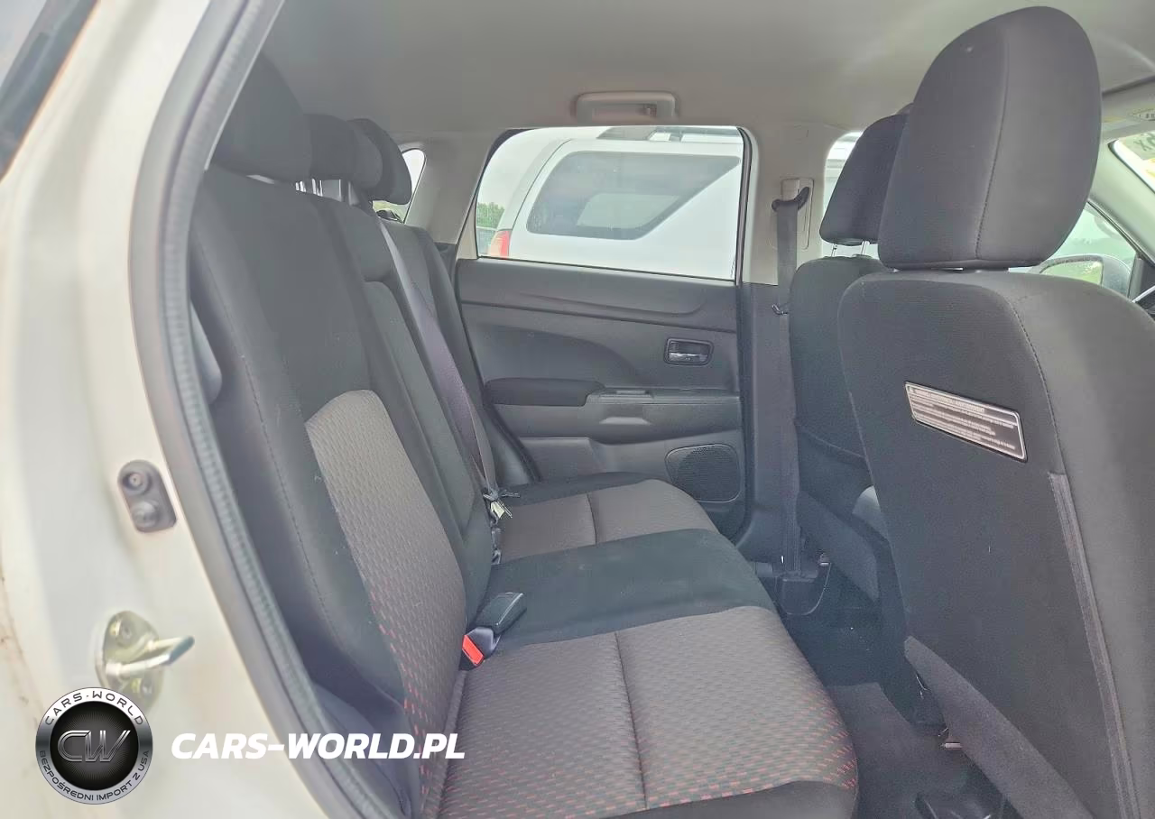 2017 Mitsubishi Outlander Sport Es VIN:JA4AR3AU6HZ009963 - 11