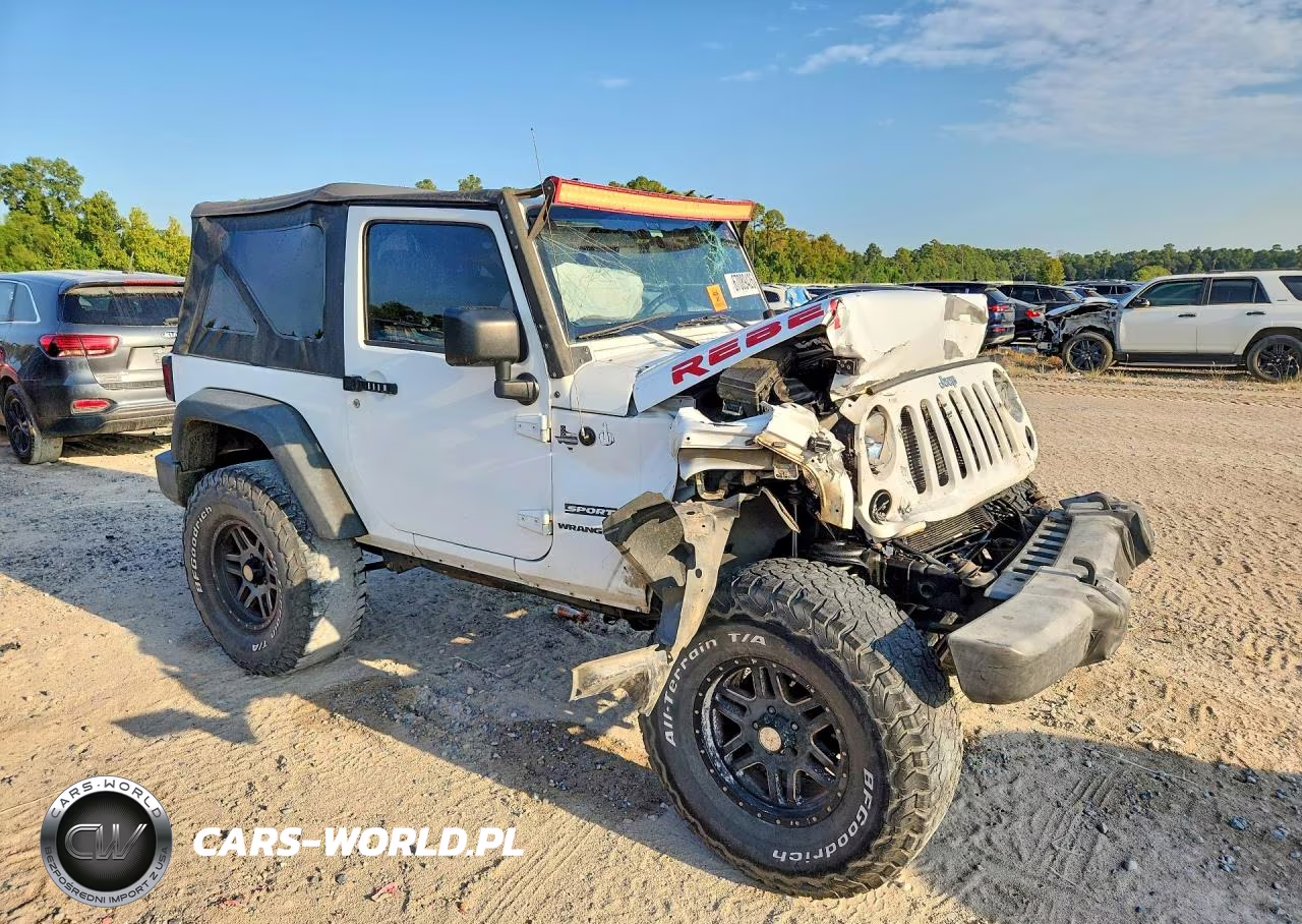 2016 Jeep Wrangler Sport VIN:1C4AJWAG4GL259115 - 4