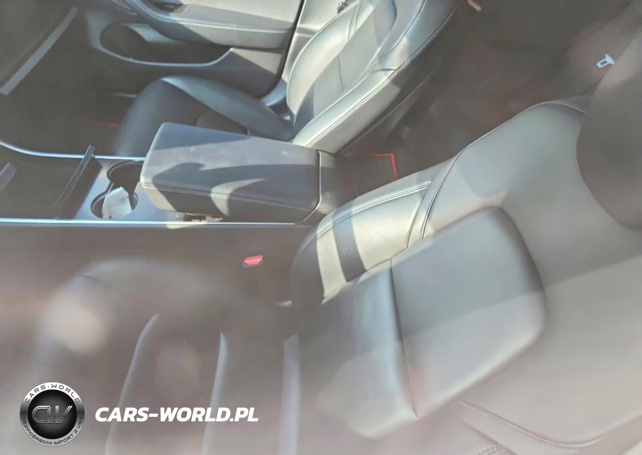 2018 Tesla Model 3 VIN:5YJ3E1EA6JF153894 - 8