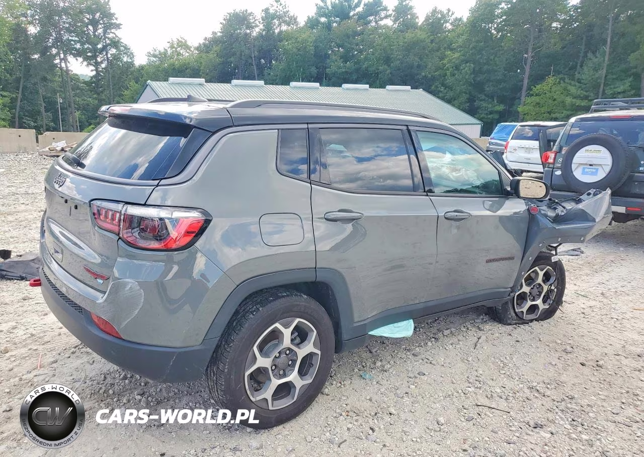 2022 Jeep Compass Trailhawk VIN:3C4NJDDB8NT124484 - 3