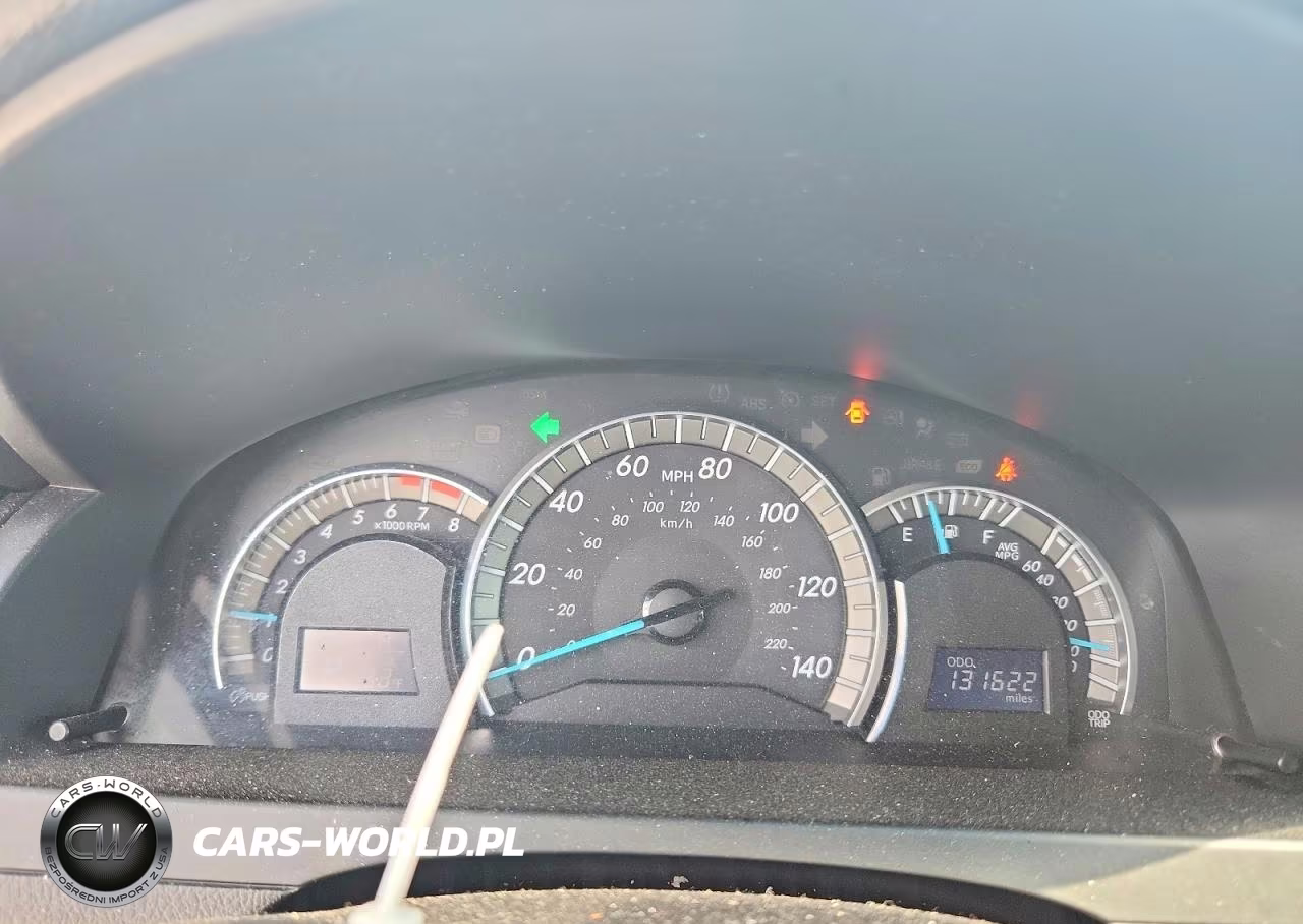 2014 Toyota Camry Se VIN:4T1BF1FK3EU796549 - 9