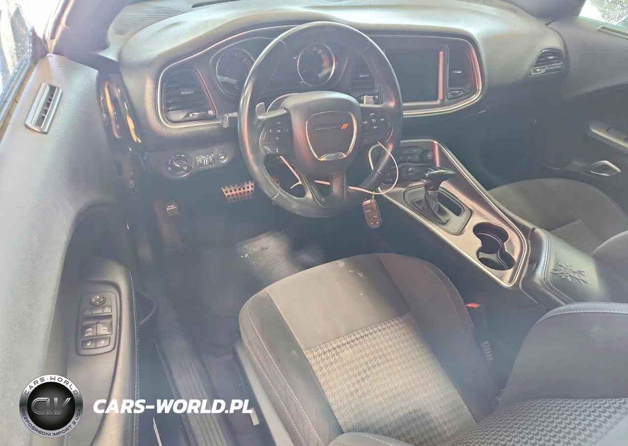 2017 Dodge Challenger R-T 392 VIN:2C3CDZFJ1HH594955 - 8