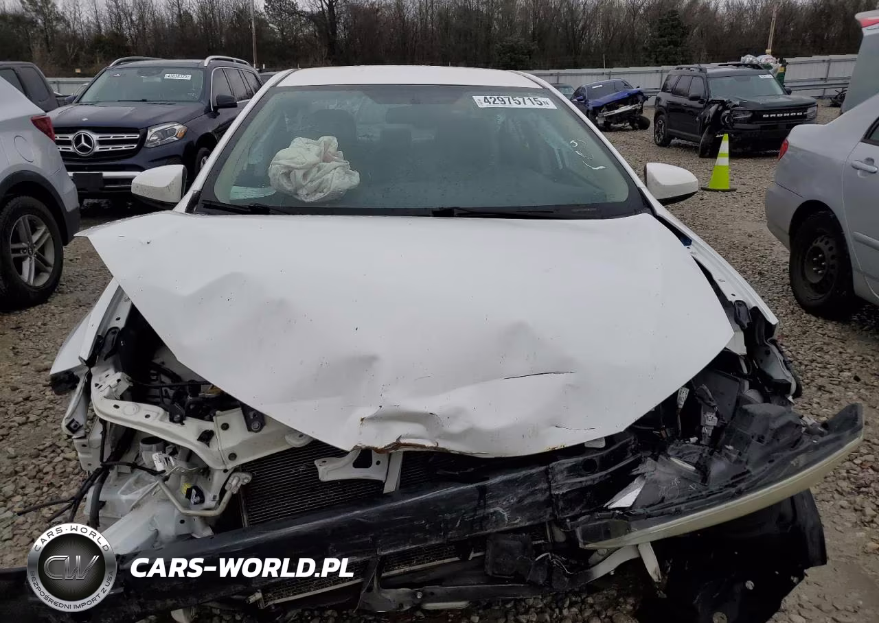 2016 Toyota Corolla L VIN:2T1BURHE2GC556635 - 5