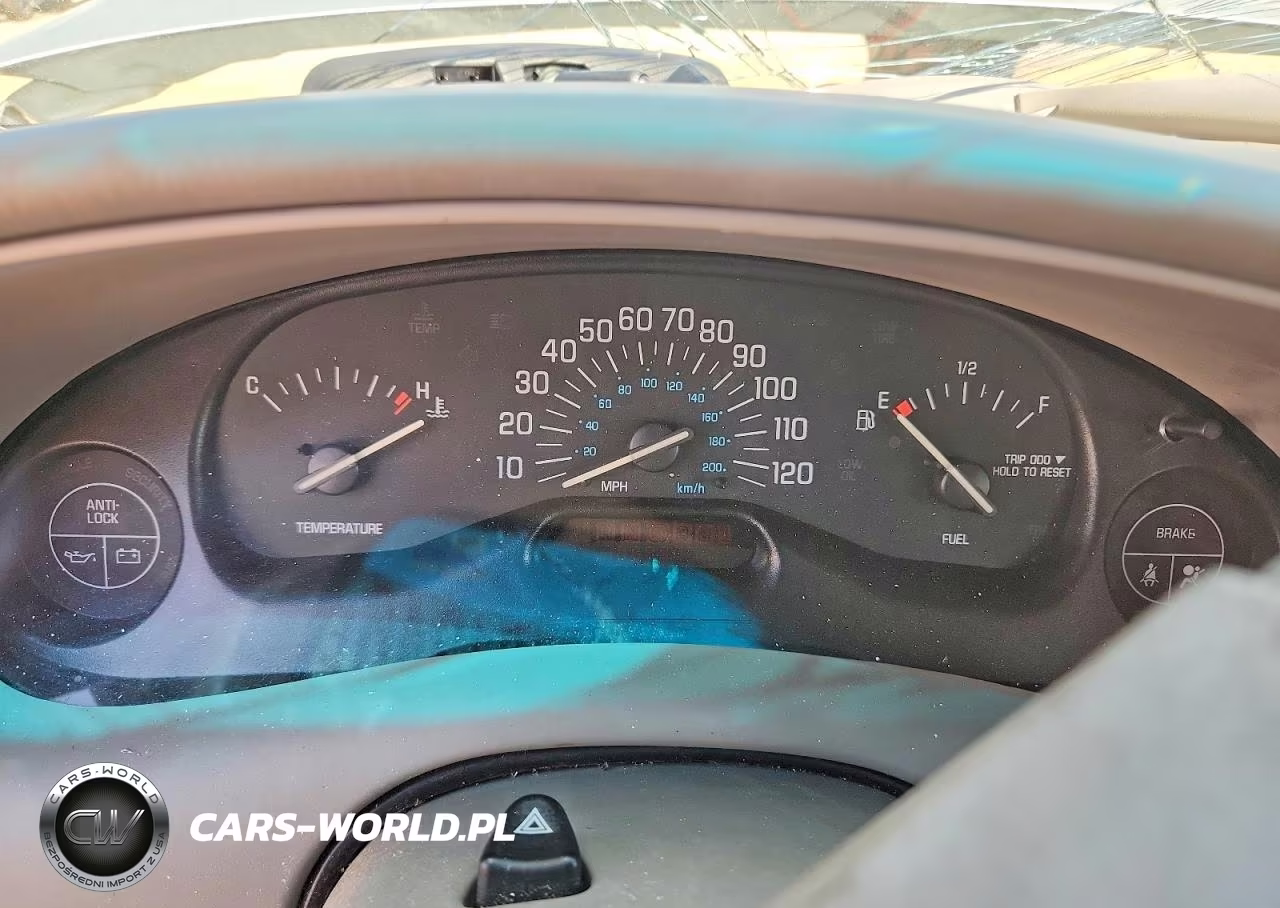 2004 Buick Century Custom VIN:2G4WS52JX41245904 - 9
