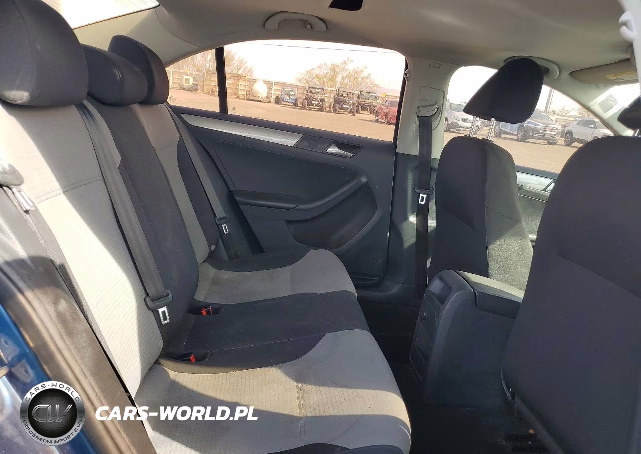2017 Volkswagen Jetta S VIN:3VW2B7AJ3HM383828 - 10