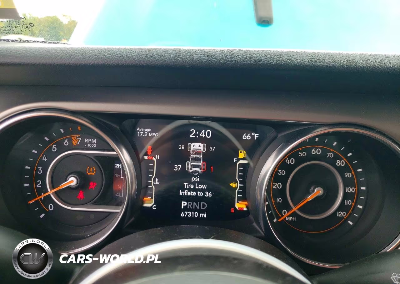2019 Jeep Wrangler Unlimited Sport VIN:1C4HJXDG4KW602769 - 9
