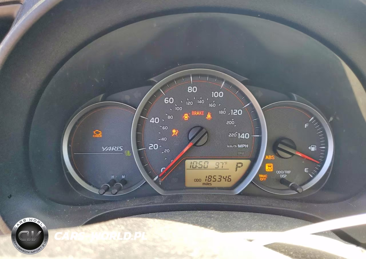 2013 Toyota Yaris 5-Door Le VIN:JTDKTUD32DD548754 - 9