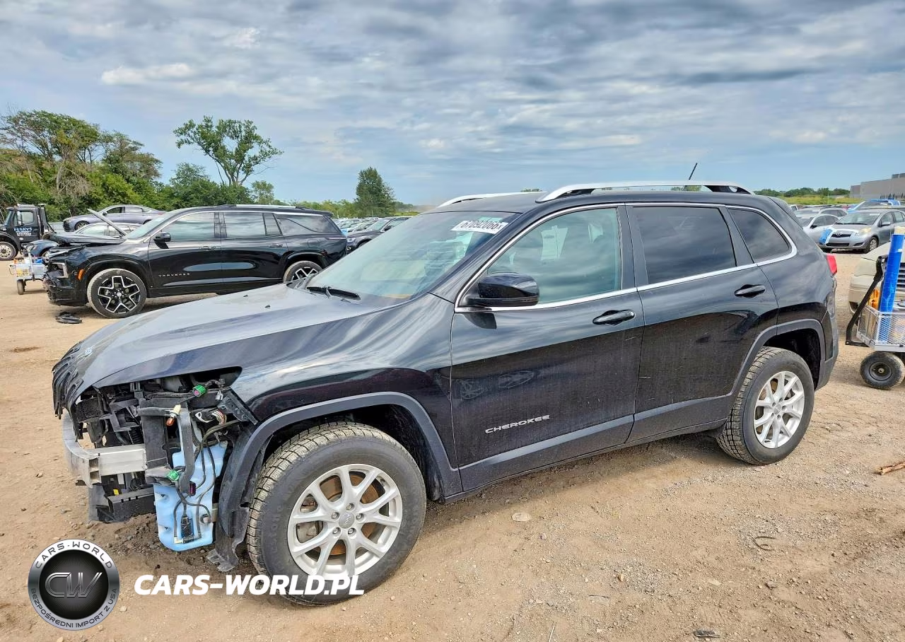 2015 Jeep Cherokee Latitude VIN:1C4PJMCS7FW709238 - 1