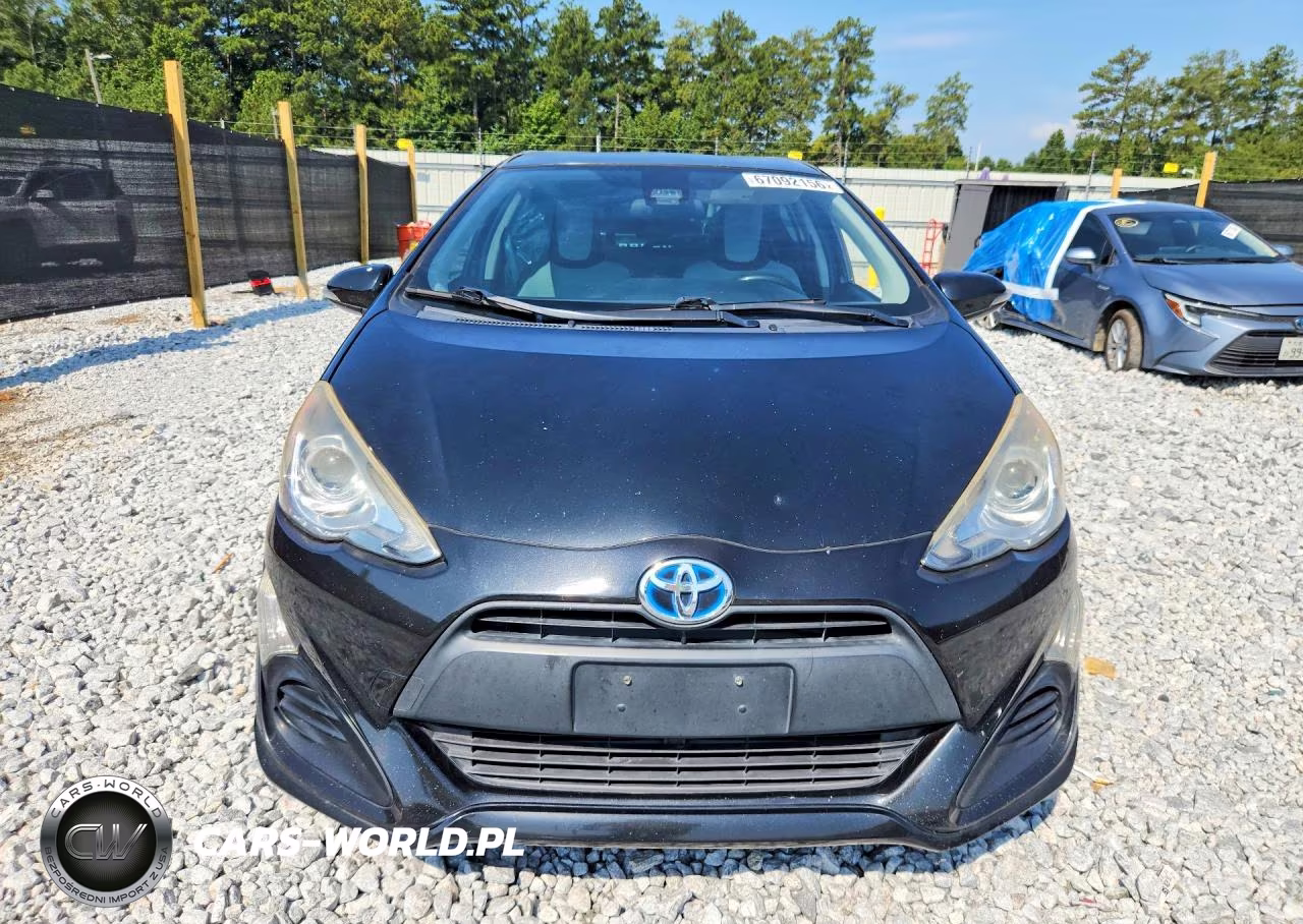 2017 Toyota Prius C One VIN:JTDKDTB34H1595012 - 5