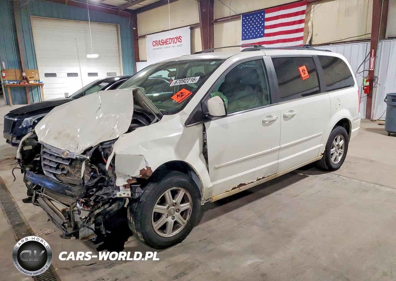 2008 Chrysler Town & Country Touring VIN:2A8HR54P18R629662 - 1
