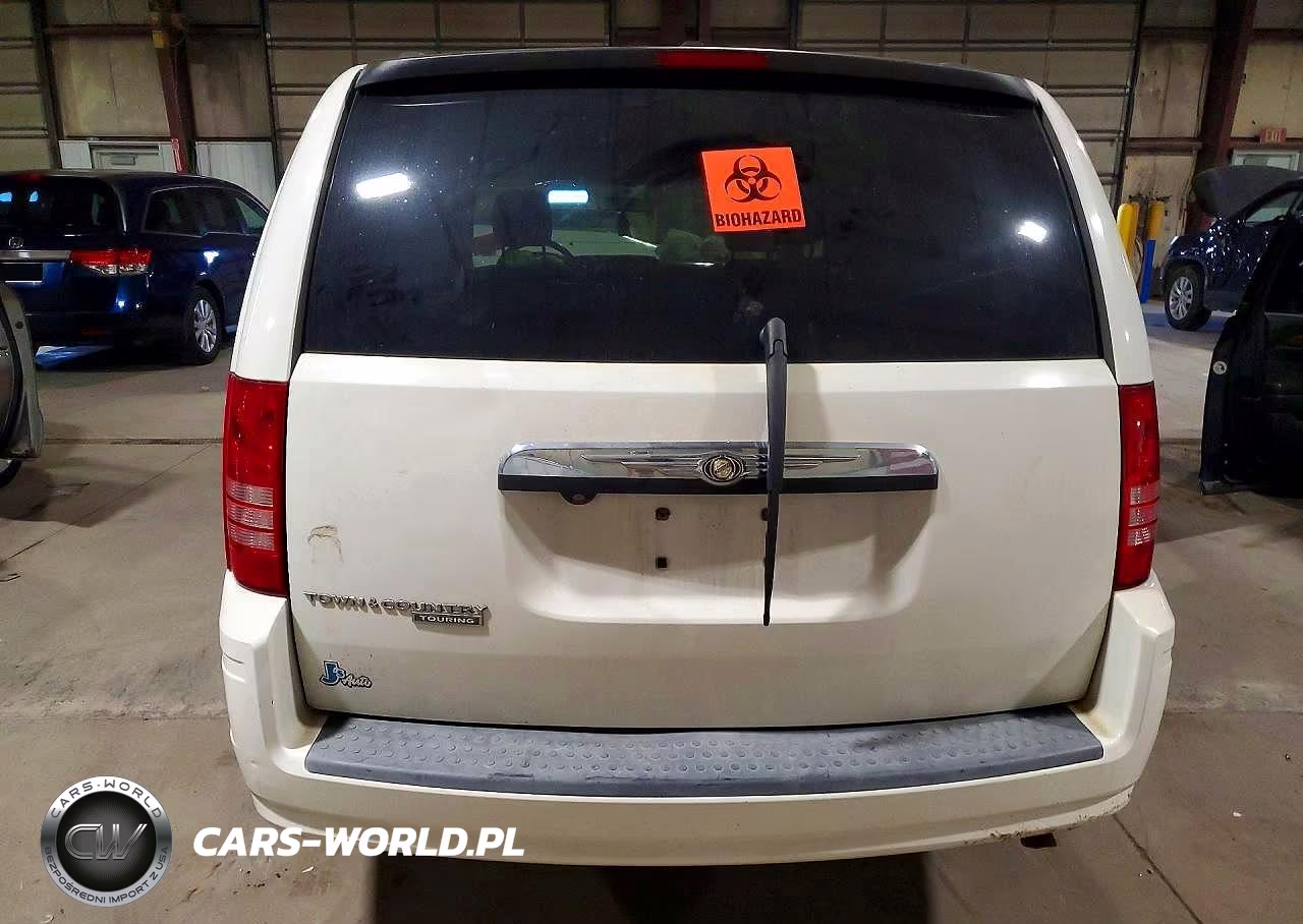 2008 Chrysler Town & Country Touring VIN:2A8HR54P18R629662 - 6