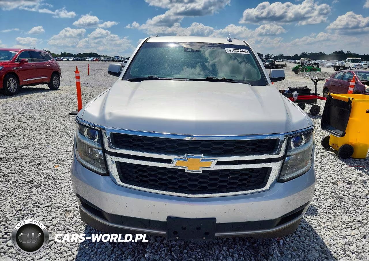 2017 Chevrolet Tahoe C1500 Lt VIN:1GNSCBKC4HR189415 - 5
