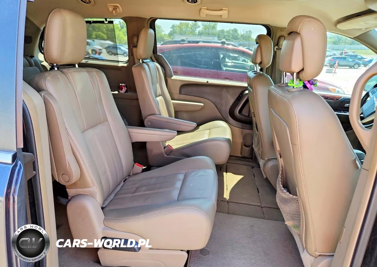 2014 Chrysler Town & Country Touring L VIN:2C4RC1CG1ER339070 - 11