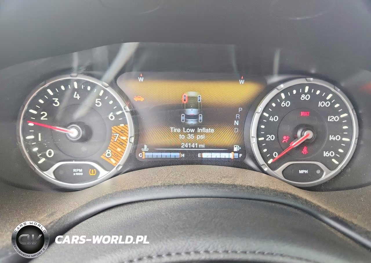 2021 Jeep Renegade Latitude VIN:ZACNJDBBXMPM47697 - 9