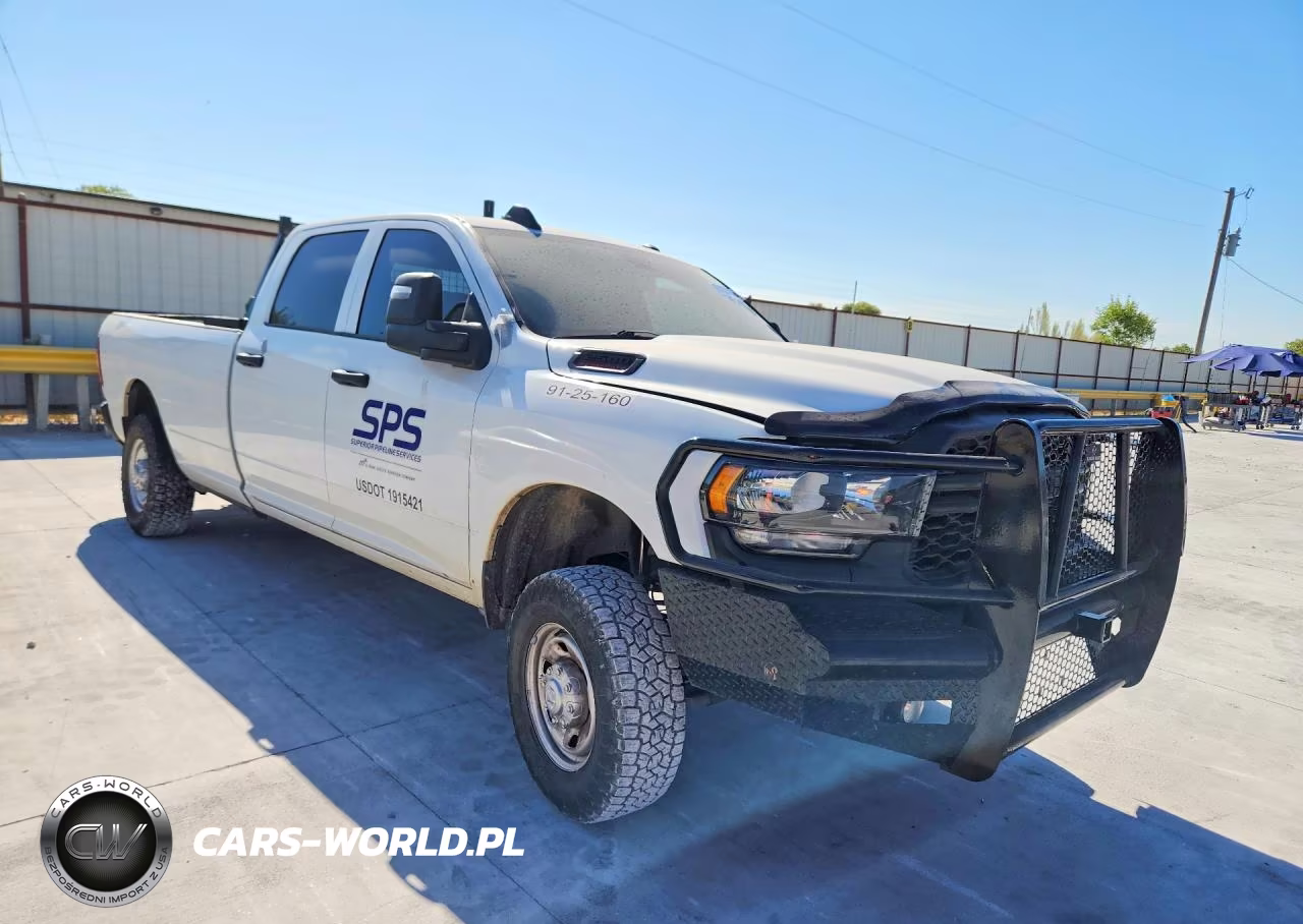 2024 Ram 2500 Tradesman VIN:3C6UR5HJXRG125833 - 4